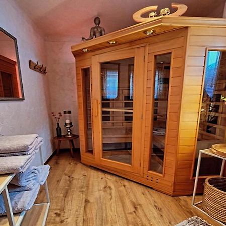Large Detached Holiday Home In Muhr Bagian luar foto