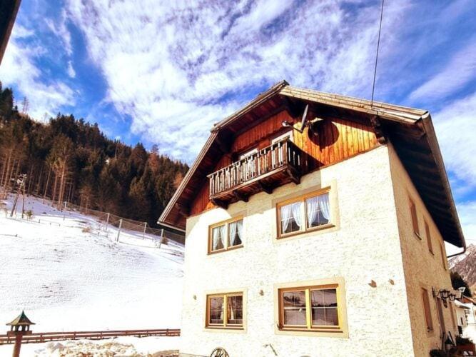 Large Detached Holiday Home In Muhr Bagian luar foto