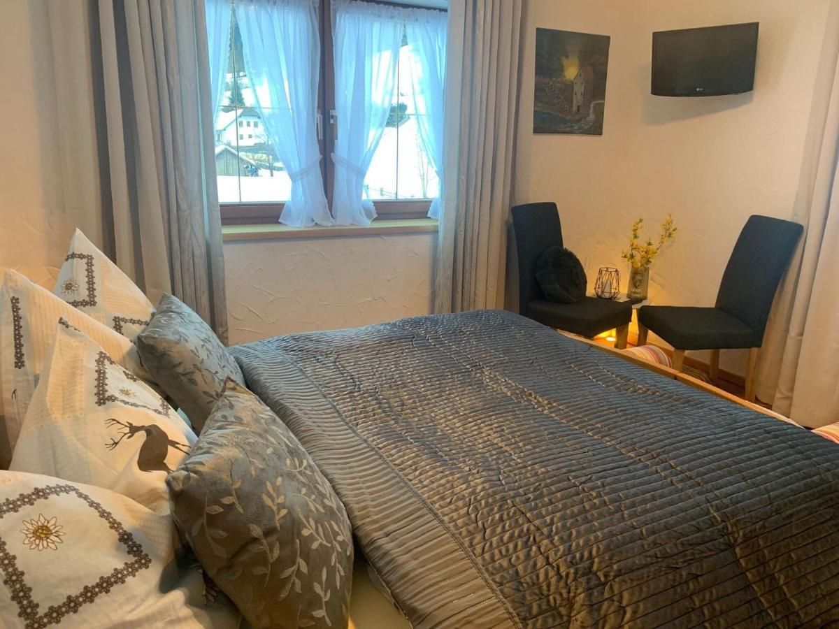 Large Detached Holiday Home In Muhr Bagian luar foto