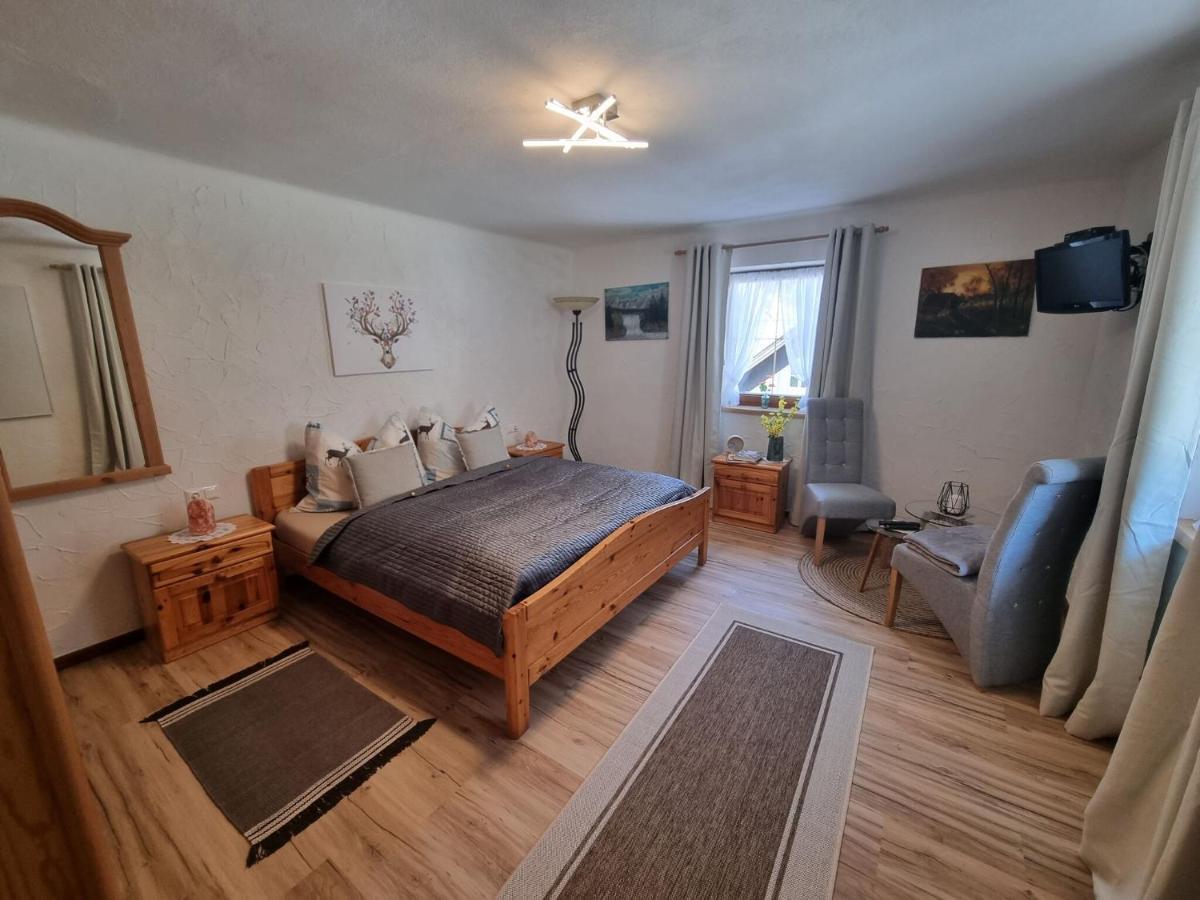 Large Detached Holiday Home In Muhr Bagian luar foto