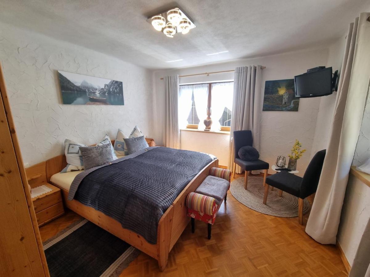 Large Detached Holiday Home In Muhr Bagian luar foto