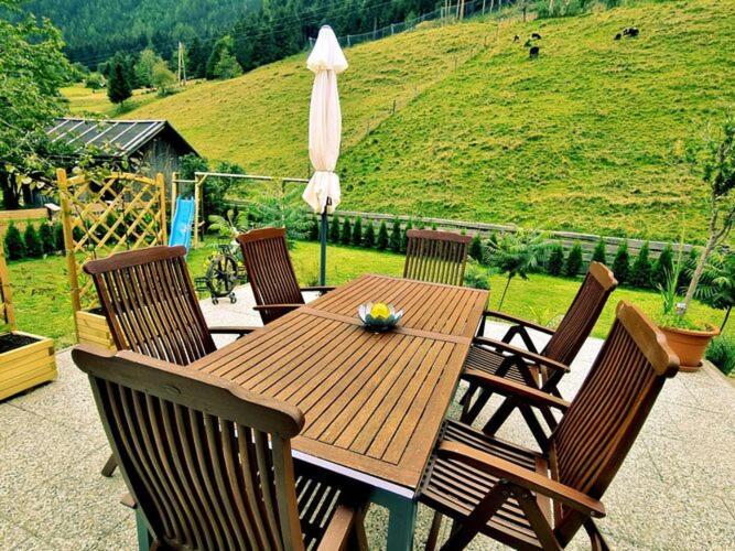 Large Detached Holiday Home In Muhr Bagian luar foto
